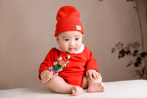 临海宝宝被蜜蜂蛰了怎么办 临海宝宝被蜜蜂蛰了怎么办