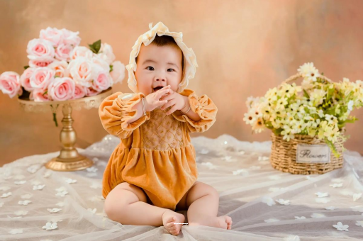 临海六个月宝宝的发育标准